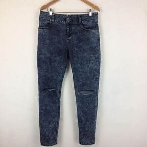 Stretch Blue Acid Wash Jeggins - Size 15/16